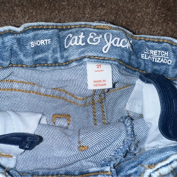 Cat & Jack Light Blue Denim Shorts - Picture 3 of 3